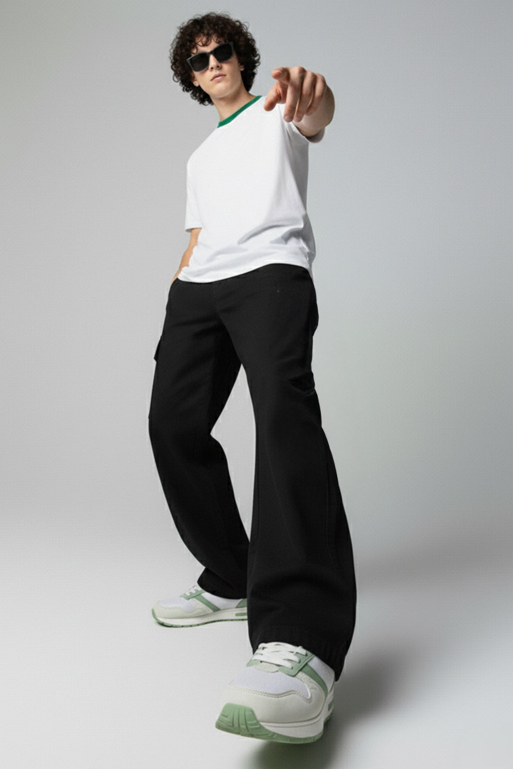 Black Woven Relaxed Fit High-Rise Exclusive  Cargo Pant